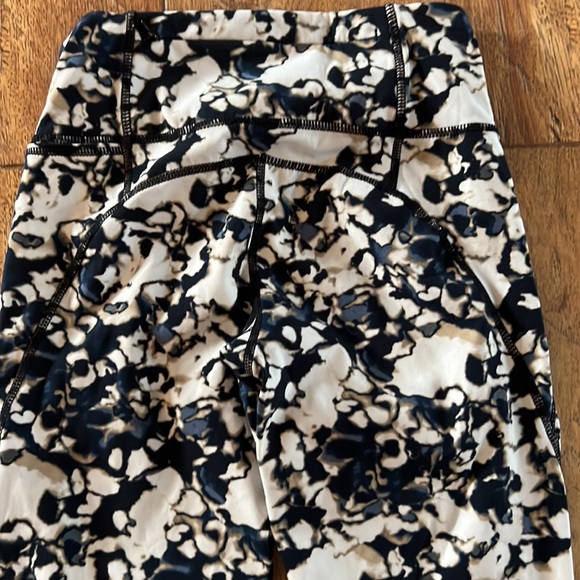 Sweaty Betty Power 7/8 Crop Leggings - Picture 8 of 12